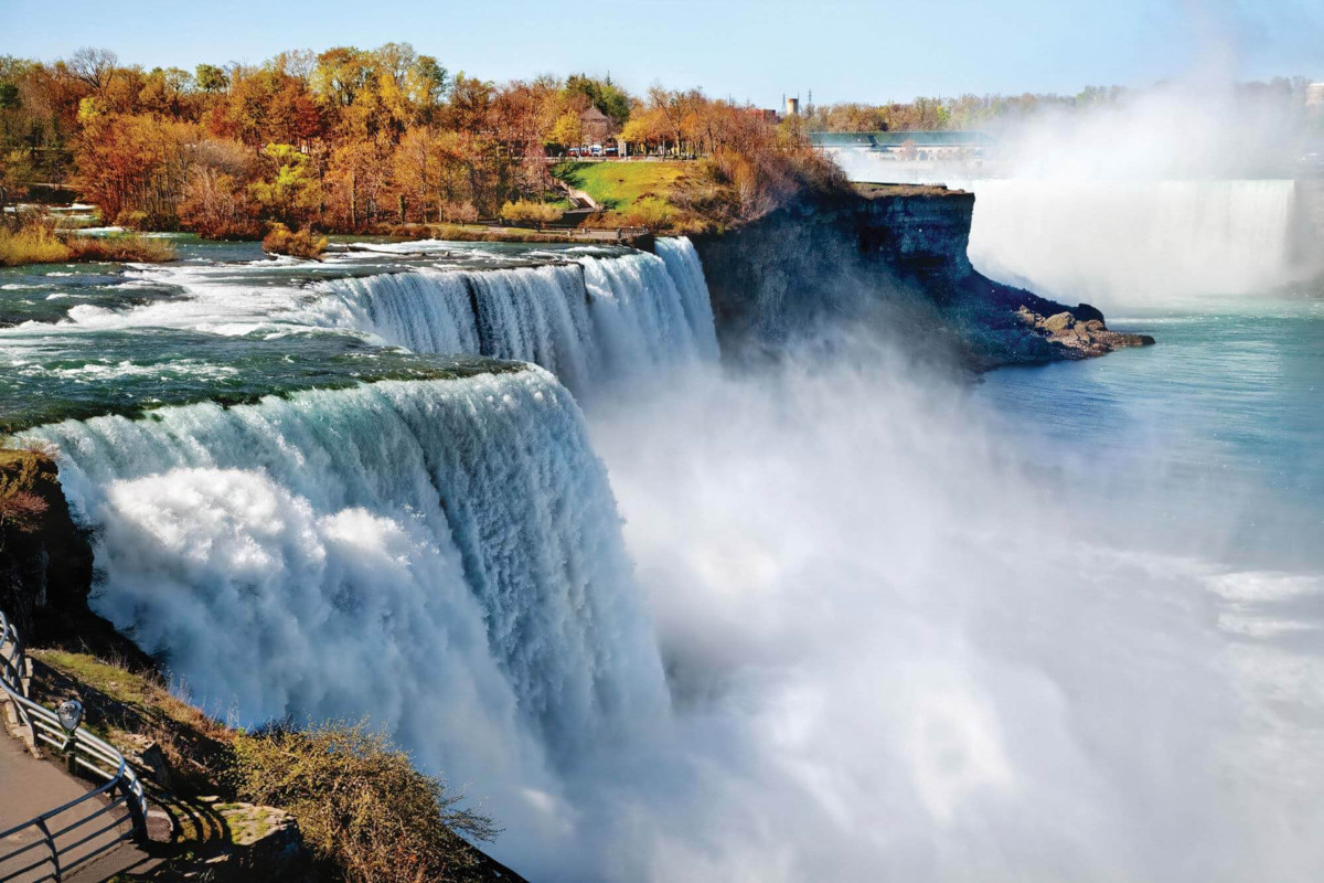 Niagara Falls in Autumn, with golden trees